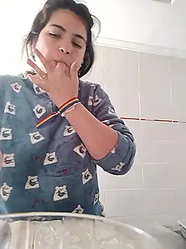 Seet Hanna online show from January 8, 12:00 pm