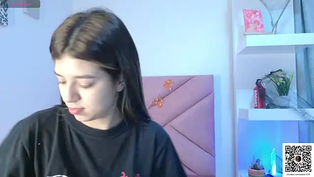 eva sin18 online show from October 27, 1:23 pm