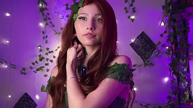 Snapshot of EditaBails chatting on September 24, 7:42 pm EditaBails online show from September 24, 7:42 pm