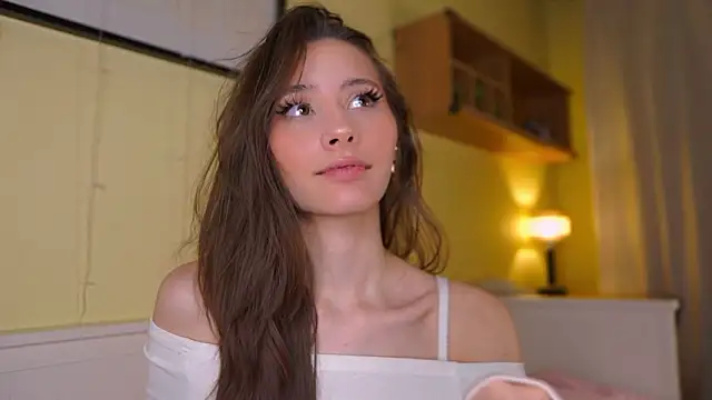 EditaBails online show from January 31, 8:07 pm