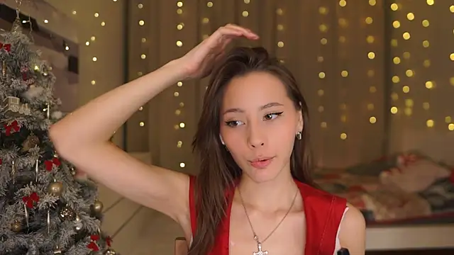 EditaBails online show from January 8, 7:09 pm