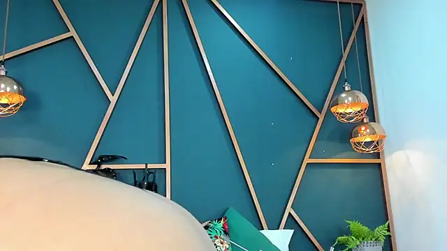 Lia Valmont online show from March 3, 2:13 pm