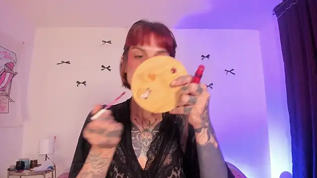 Alessamoth online show from July 12, 5:36 pm