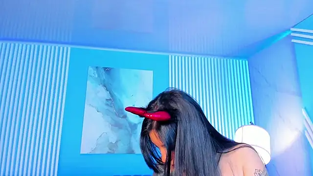 Snapshot of roxy_hell chatting on October 31, 12:13 pm roxy hell online show from October 31, 12:13 pm