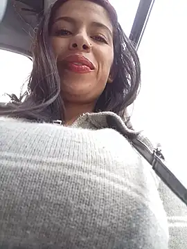Snapshot of Nathaly_12 chatting on June 12, 9:12 pm Nathaly 12 online show from June 12, 9:12 pm