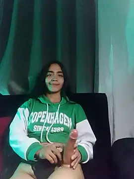 Snapshot of lizeth_sweet chatting on March 21, 3:01 am lizeth sweet online show from March 21, 3:01 am