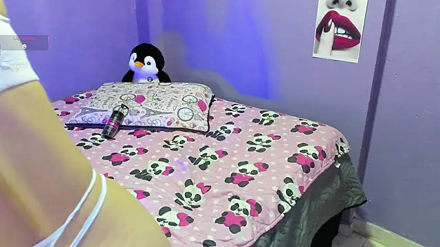 Snapshot of lizeth_sweet chatting on November 18, 8:17 am lizeth sweet online show from November 18, 8:17 am