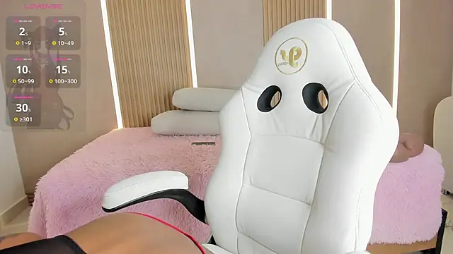 stephany summer online show from March 14, 7:53 pm