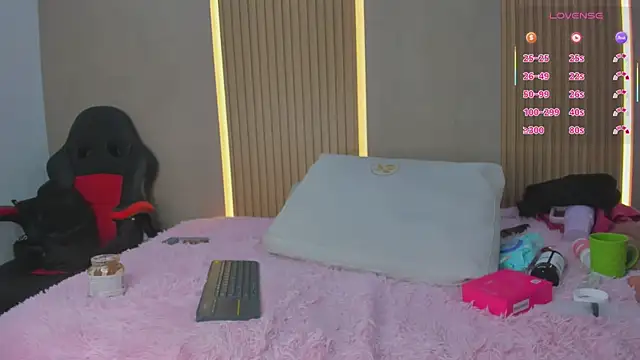 Snapshot of stephany_summer chatting on September 20, 12:32 pm stephany summer online show from September 20, 12:32 pm