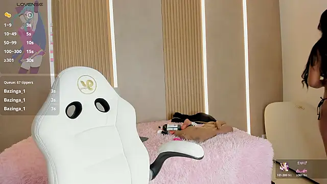 stephany summer online show from March 9, 7:17 pm