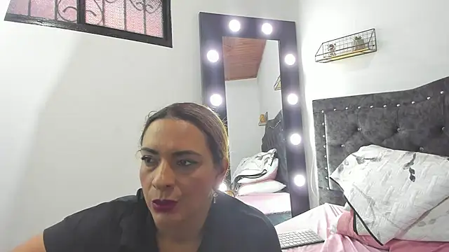 Milf-Prettyboobs online show from March 4, 11:12 pm