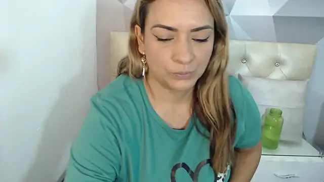 Milf-Prettyboobs online show from February 10, 10:58 am