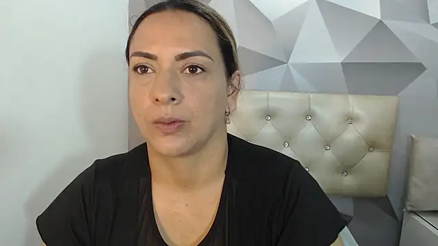 Milf-Prettyboobs online show from April 10, 10:55 am