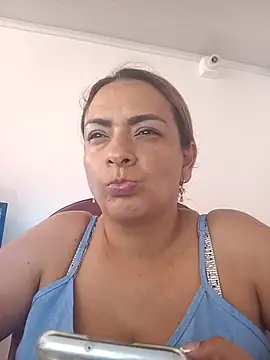 Milf-Prettyboobs online show from February 27, 5:57 pm