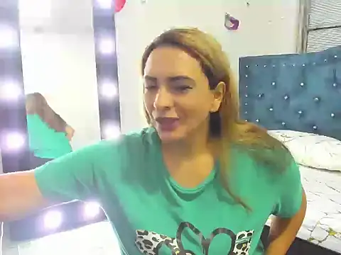 Milf-Prettyboobs online show from March 12, 11:20 pm