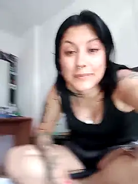 Snapshot of DaniPoison chatting on November 23, 6:51 pm DaniPoison online show from November 23, 6:51 pm