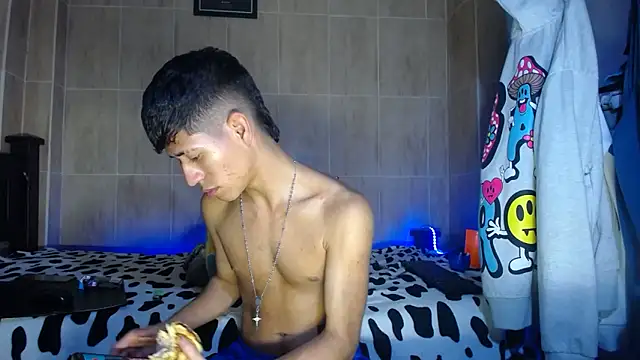 dareck 18 online show from February 26, 12:05 pm