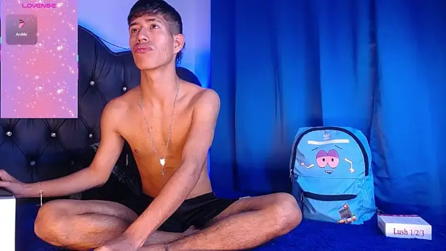 dareck 18 online show from October 22, 5:12 pm