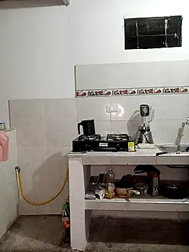 dareck 18 online show from April 2, 1:02 am