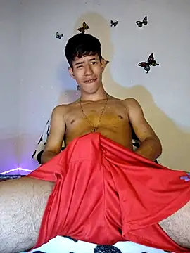 dareck 18 online show from March 25, 12:11 am