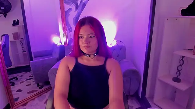 VanessaScott  online show from March 24, 5:29 am