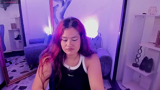 VanessaScott  online show from March 21, 4:46 am