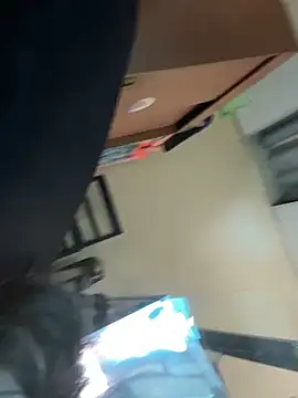 val zx online show from April 3, 8:15 pm