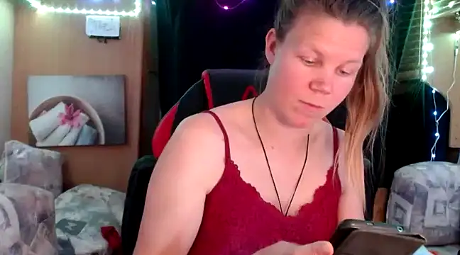 Snapshot of CallMeMaria chatting on March 15, 3:37 pm CallMeMaria online show from March 15, 3:37 pm