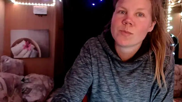 Snapshot of CallMeMaria chatting on March 15, 8:32 pm CallMeMaria online show from March 15, 8:32 pm