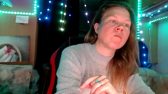 Snapshot of CallMeMaria chatting on February 8, 6:55 pm CallMeMaria online show from February 8, 6:55 pm