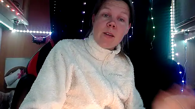 Snapshot of CallMeMaria chatting on February 26, 9:42 pm CallMeMaria online show from February 26, 9:42 pm