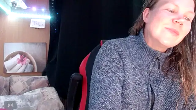 Snapshot of CallMeMaria chatting on February 12, 3:49 pm CallMeMaria online show from February 12, 3:49 pm