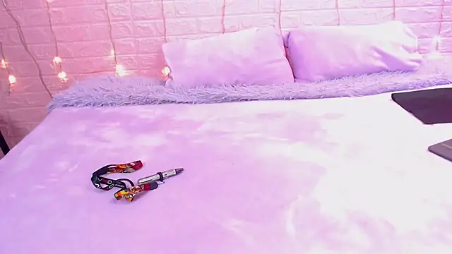 Snapshot of wet_valery chatting on February 11, 1:05 am wet valery online show from February 11, 1:05 am