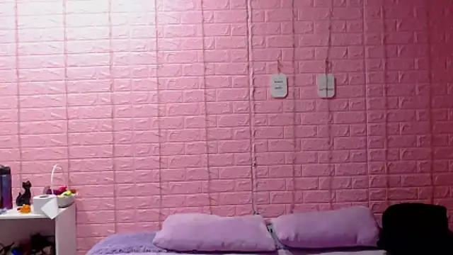 wet valery online show from March 5, 10:05 pm