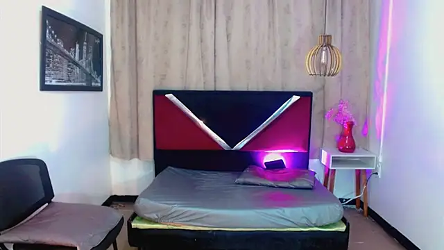 Snapshot of alexsandra_kiss chatting on July 14, 11:27 am alexsandra kiss online show from July 14, 11:27 am
