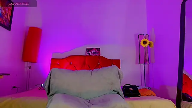 alexsandra kiss online show from April 16, 11:33 am