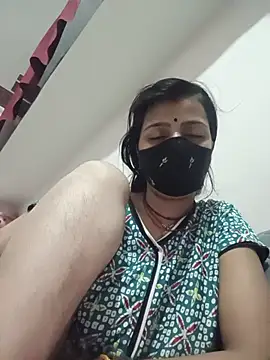 Snapshot of Daya_Chheda chatting on July 5, 9:43 pm Daya Chheda online show from July 5, 9:43 pm