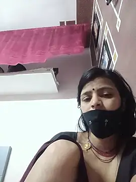 Snapshot of Daya_Chheda chatting on July 22, 12:01 am Daya Chheda online show from July 22, 12:01 am