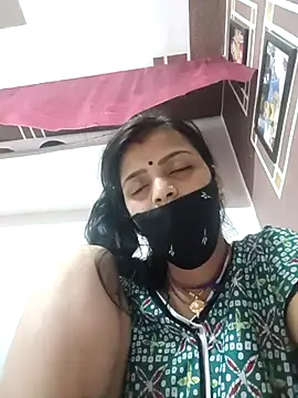 Snapshot of Daya_Chheda chatting on July 31, 6:16 pm Daya Chheda online show from July 31, 6:16 pm