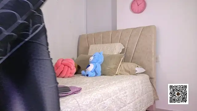 Snapshot of sweetlittlevenus chatting on September 25, 6:58 pm sweetlittlevenus online show from September 25, 6:58 pm
