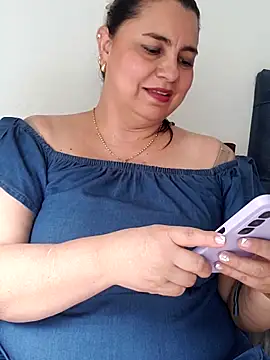 michellrodriguez online show from February 21, 9:06 pm