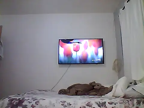 Snapshot of nandocost4 chatting on October 10, 2:45 am nandocost4 online show from October 10, 2:45 am