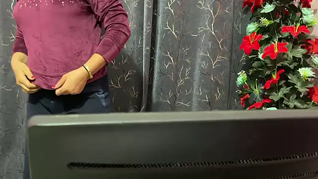 Eeraa  online show from February 12, 2:33 am