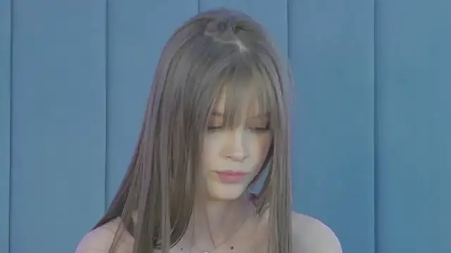 BellaSecrett online show from March 18, 6:06 pm