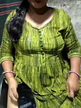 priya 00143 online show from April 9, 6:47 pm