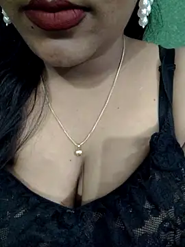 priya 00143 online show from April 23, 5:03 pm