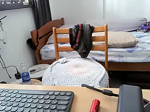 mak mark92 online show from October 19, 1:52 am