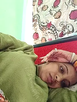 Hotty-Nidhi online show from December 3, 2:45 am