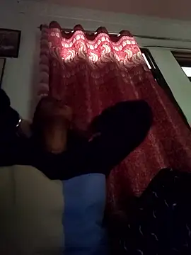 Hotty-Nidhi online show from January 14, 4:05 am