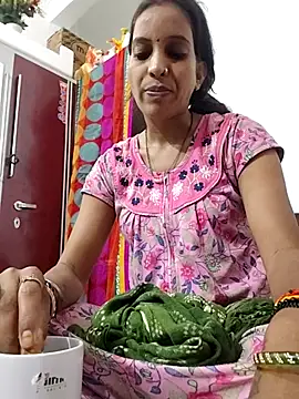 Hotty-Nidhi online show from November 10, 3:22 am